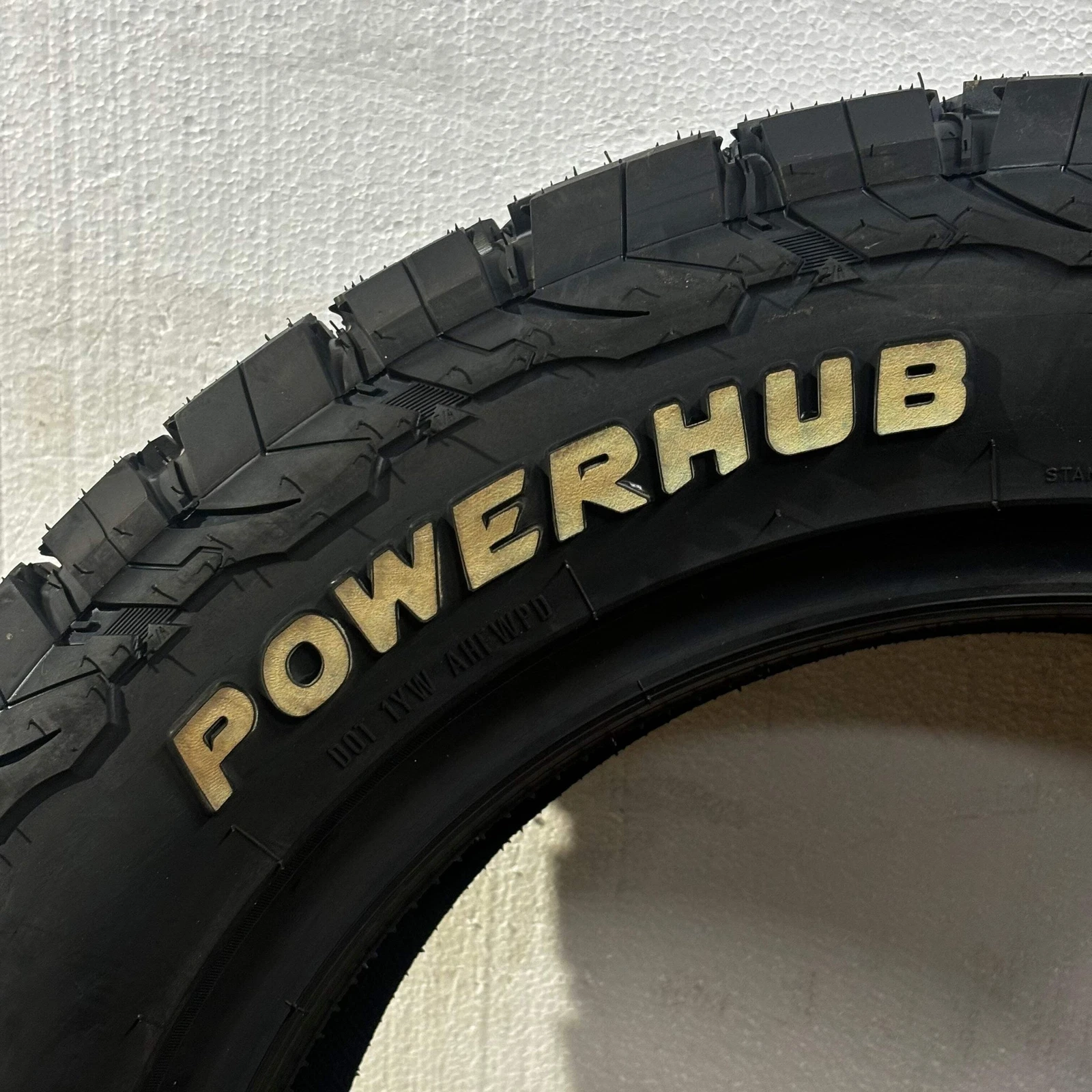 Tire brand logo